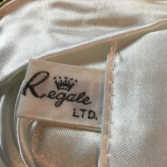 Vintage LaRegale beaded bag with strap - Picture 7 of 8